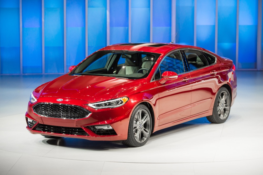 2017 Ford Fusion Sport - NAIAS 2016 Live Reveal 002