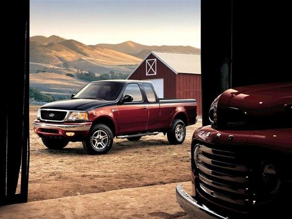 2003 Ford F-150 Heritage Edition exterior