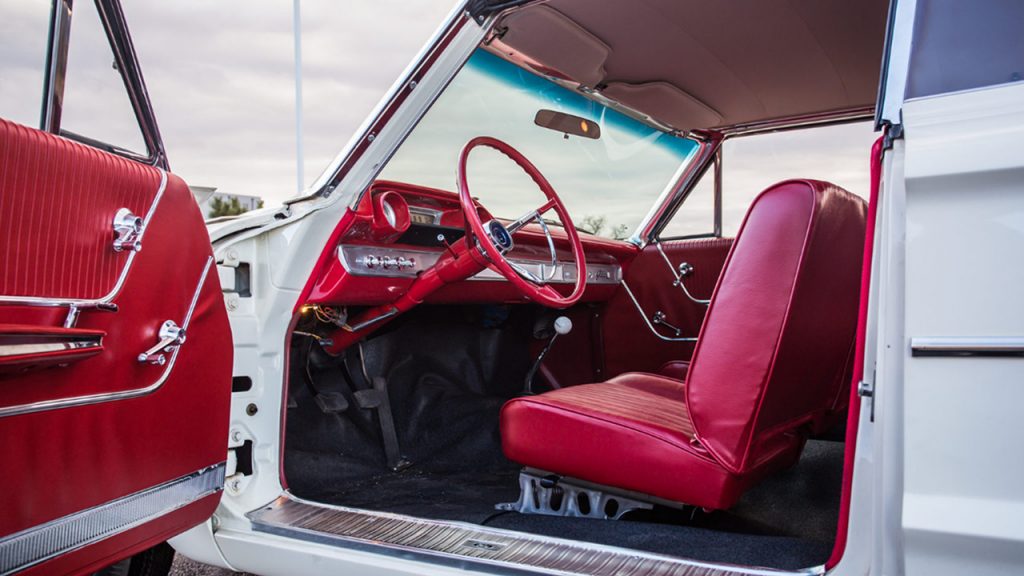 1964 Ford Galaxie Lightweight interior - Mecum Kissimmee