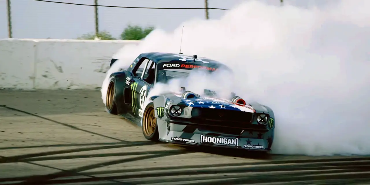 A drifting game where you can't drift - Ken Block Gymkhana Drift - TapTap