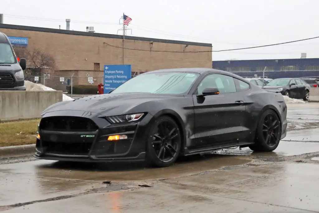 MUSTANG GT 5.0 BVA10 LOOK SHELBY GT 500 - FORD