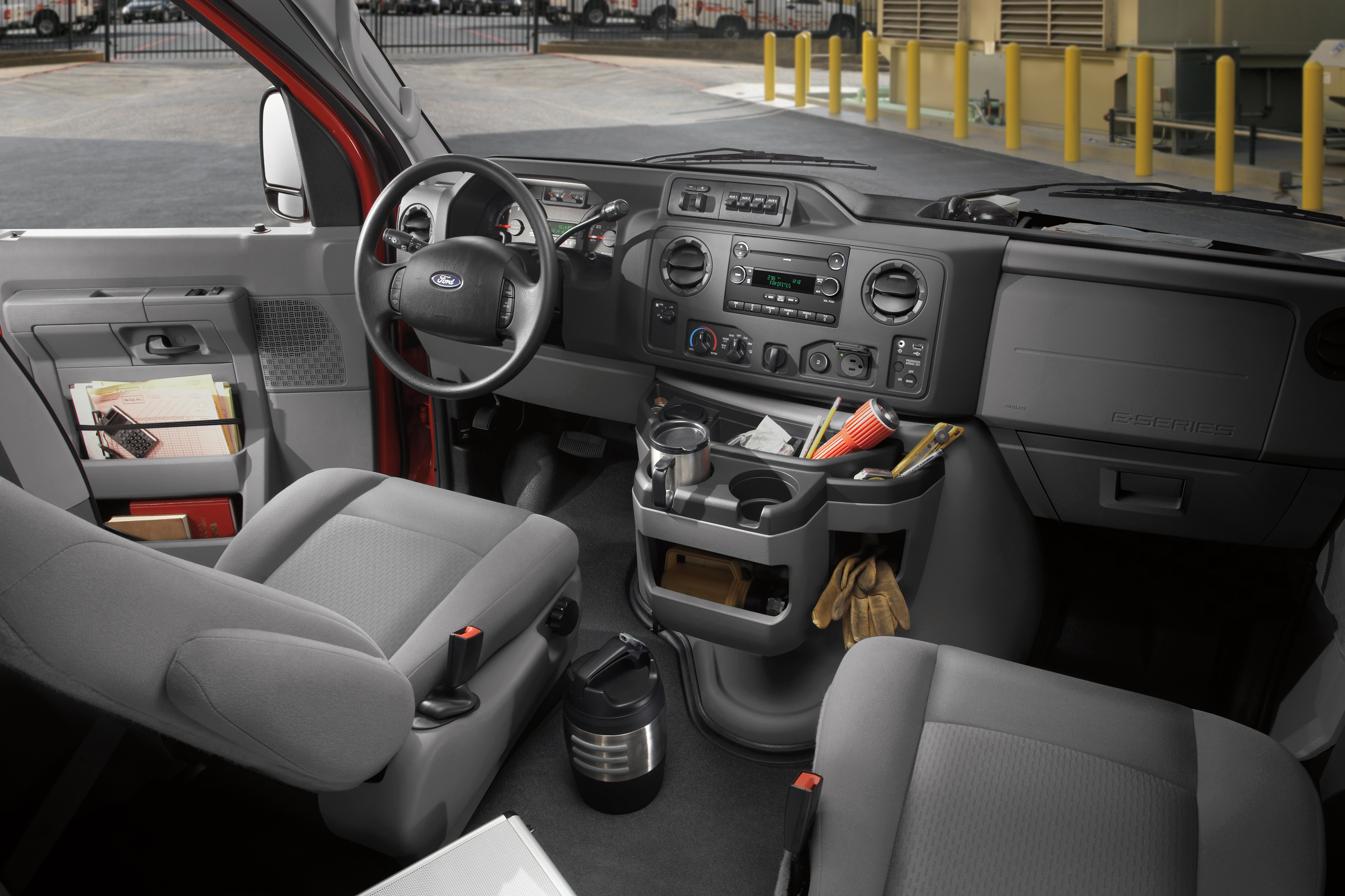 2019 ford e350 cutaway
