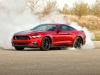 2016-ford-mustang-fastback-gt-with-black-package-exterior-06