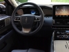 2018-lincoln-navigator-interior-live-reveal-003-cockpit-and-steering-wheel