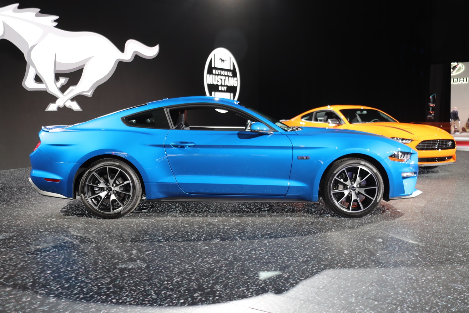 2020 Ford Mustang Pics
