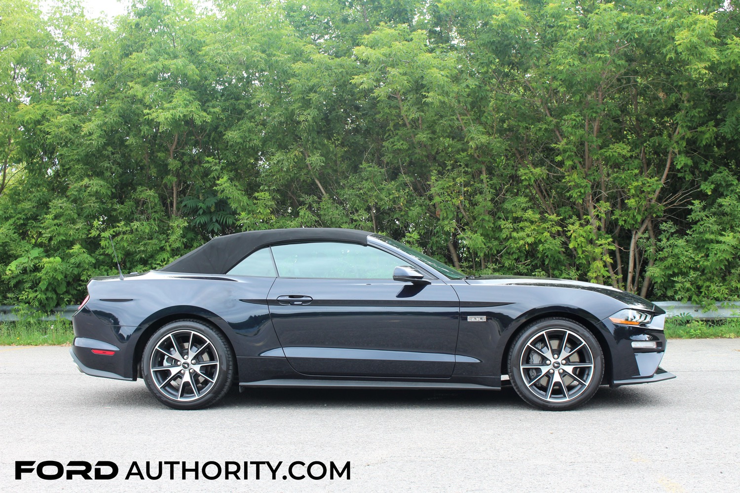 2021 Ford Mustang Gets New Carbonized Gray Metallic Color: First Look