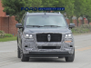 2022-lincoln-navigator-prototype-spy-photos-exterior-may-2021-002