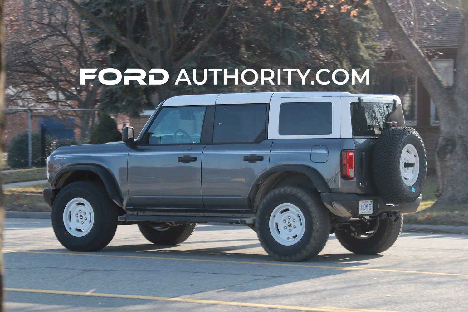 Ford Bronco Heritage Edition In Carbonized Gray Photos