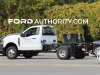 2023-ford-f-350-super-duty-chassis-cab-dually-dual-rear-wheel-oxford-white-first-real-world-photos-exterior-008