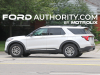 2024-ford-explorer-activ-white-first-photos-no-camouflage-july-2023-exterior-006