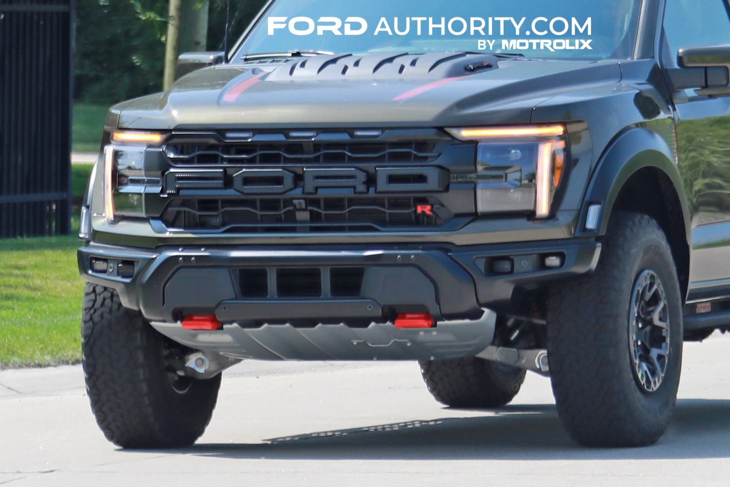 2024 Ford F150 Raptor R Spotted With New Graphics, Paint
