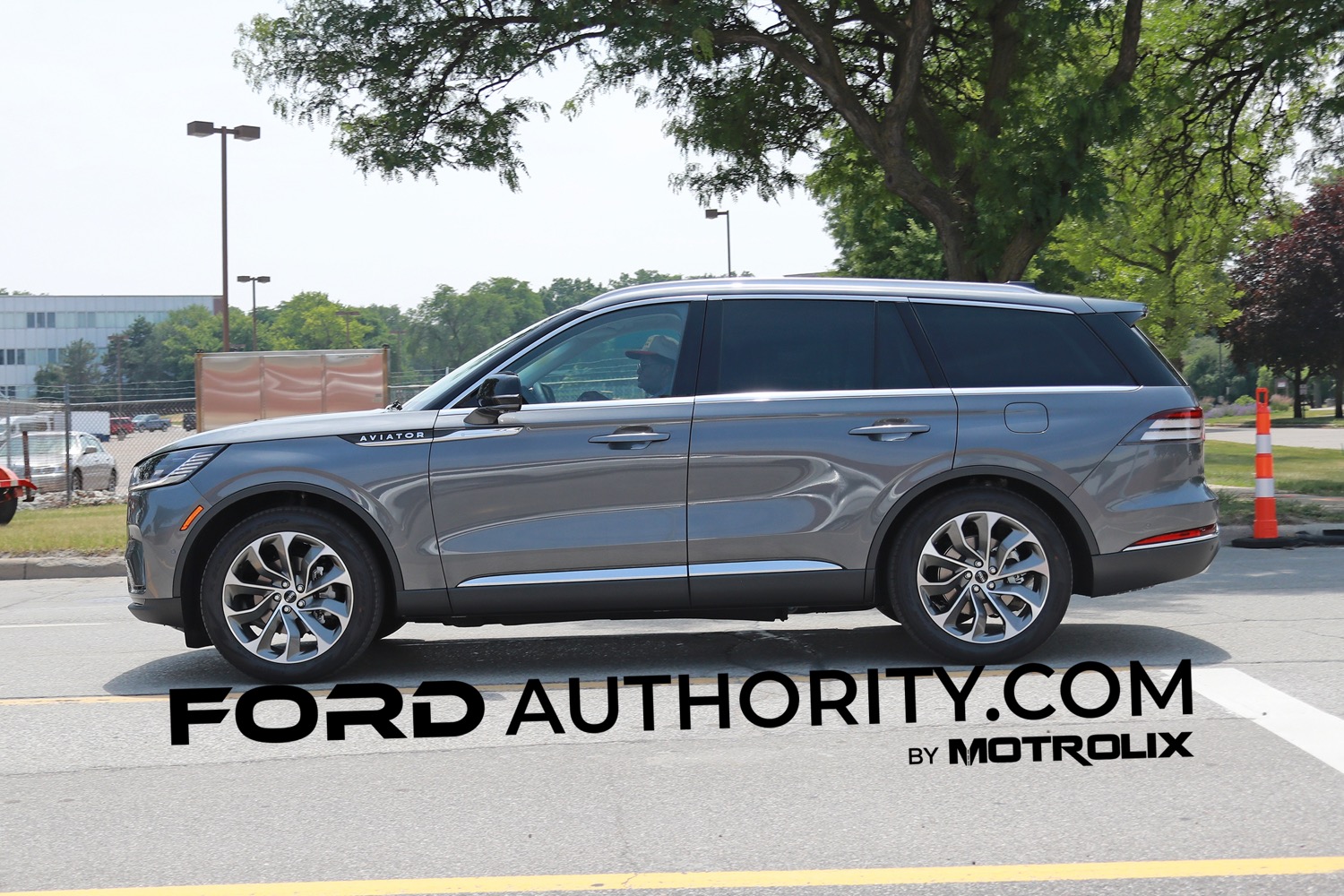 2024 Lincoln Aviator Refresh Now Undergoing Testing