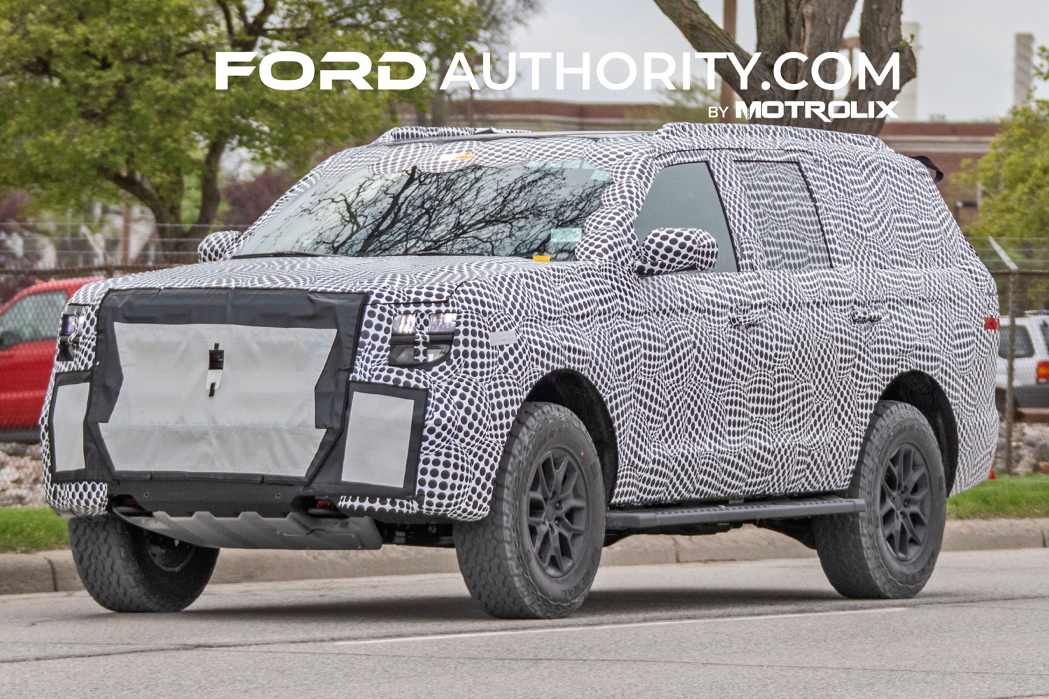2025 Ford Expedition Spotted For First Time With Big Changes