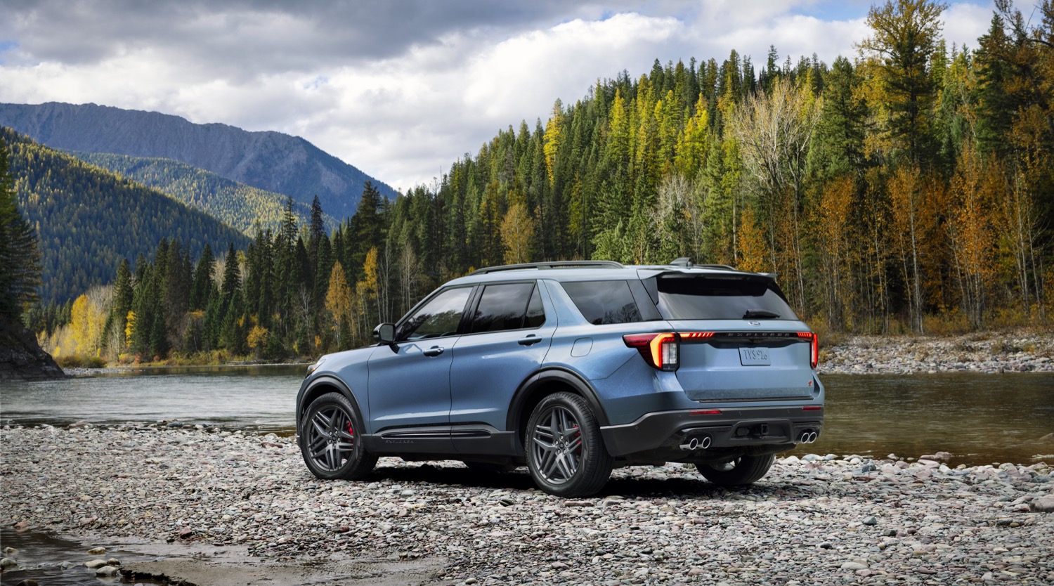 2025 Ford Explorer Debuts With New Tech, Redesigned Interior