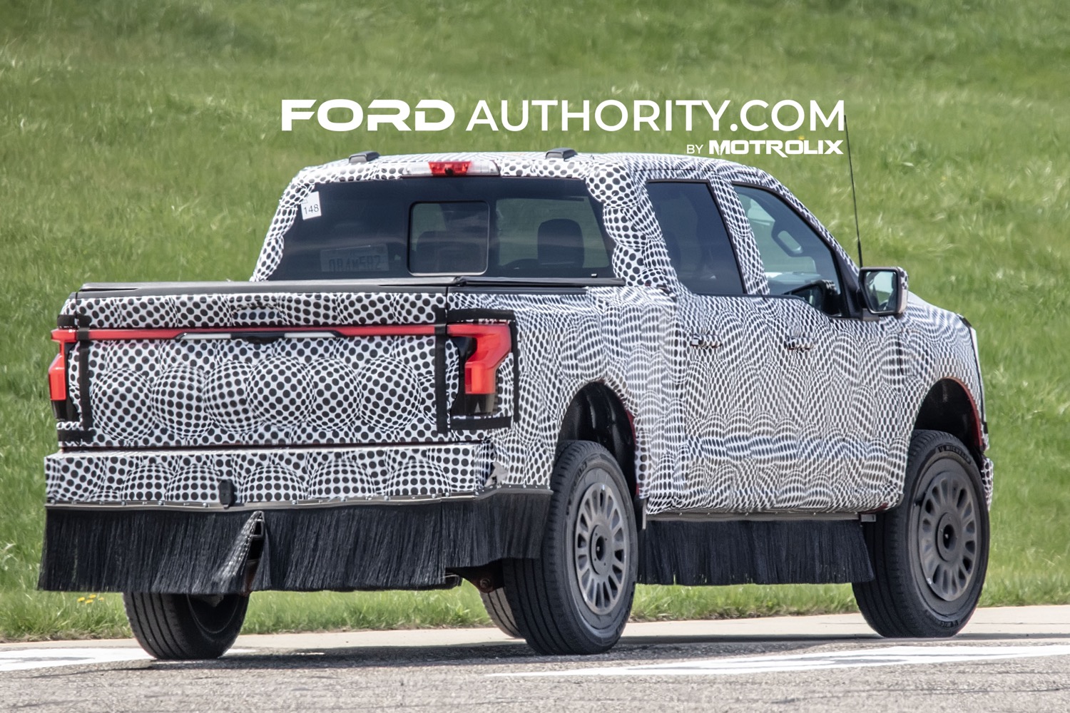 2025 Ford F-150 Lightning Refresh Possibly Spotted