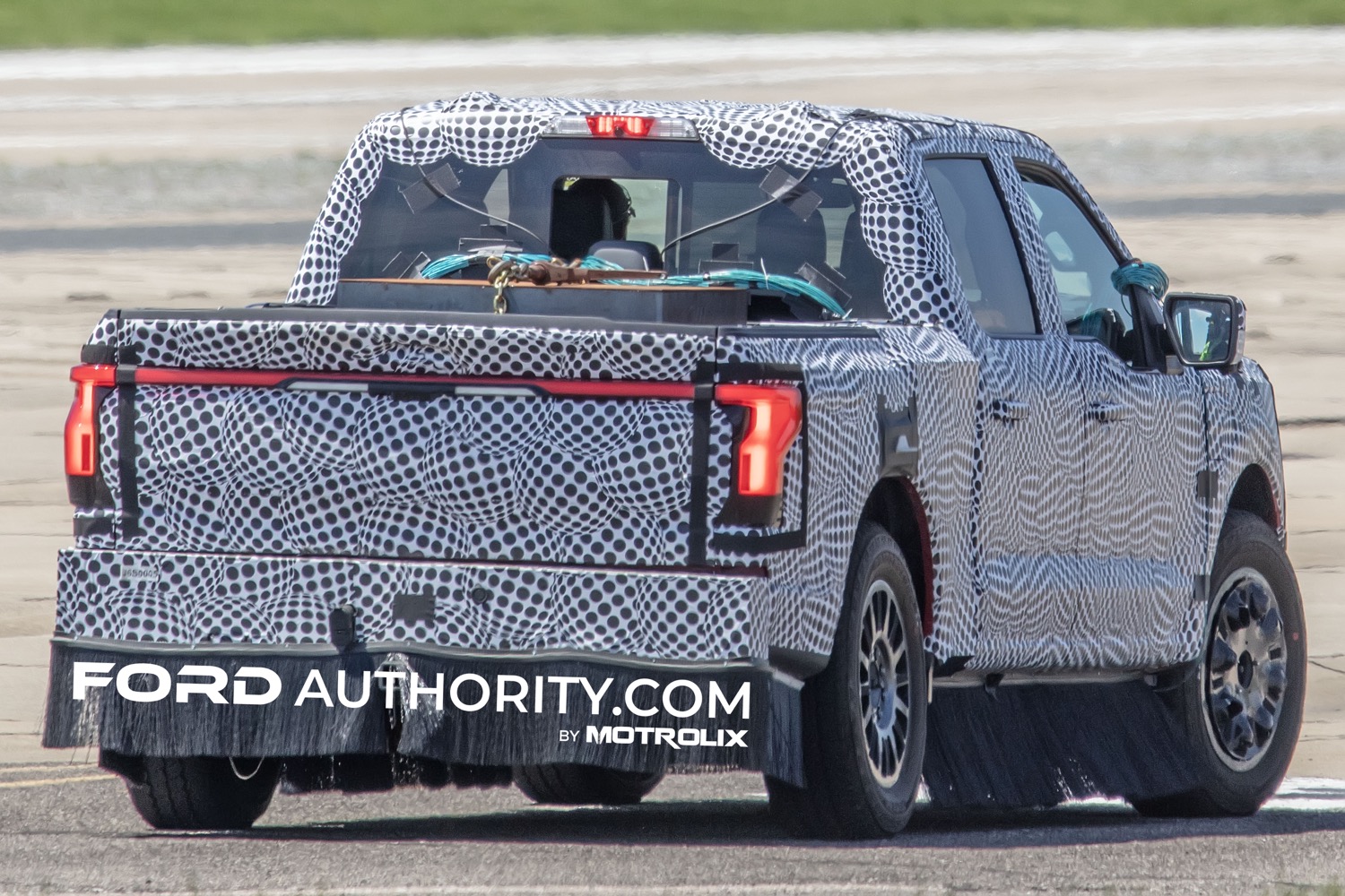 2025 Ford F-150 Lightning Refresh Possibly Spotted