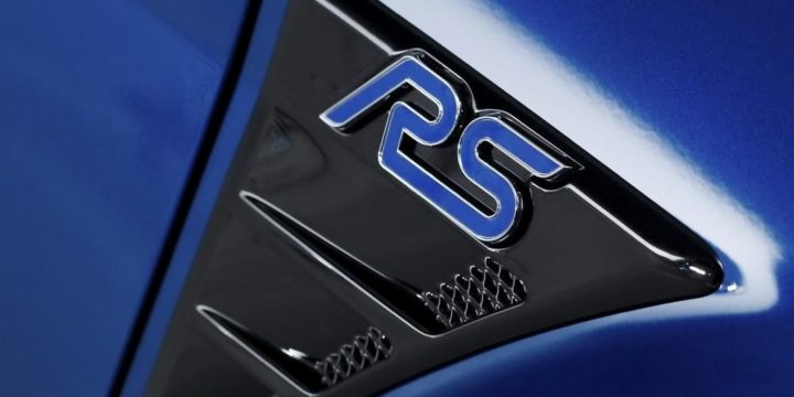 Closeup of the Ford Focus RS logo. AI thinks that the 2026 Ford Focus RS is an inevitability, but it's not. 