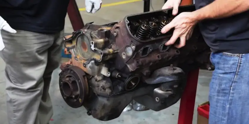 Watch: V8 Torn Down For A 1960 Ford Falcon | Ford Authority