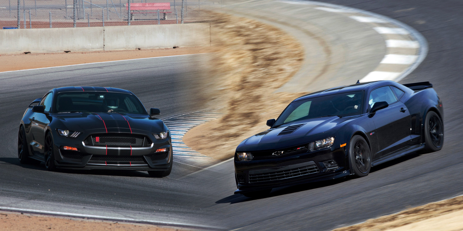 Shelby Gt350r Vs Camaro Z 28 Ford Authority
