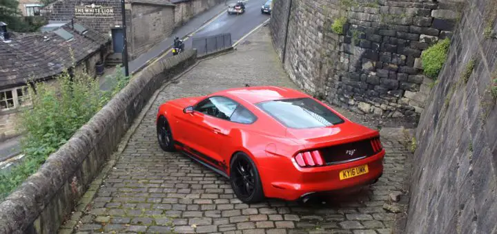 StangTV Reviews The Shelby GT350R Mustang|Ford Authority