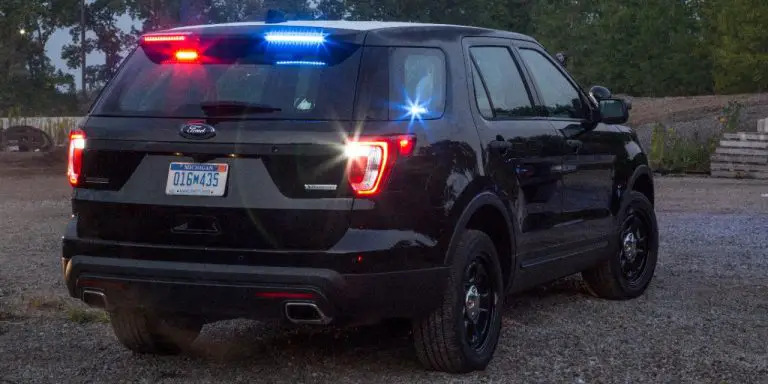 Ford Debuts Police Interceptor Spoiler Lights | Ford Authority