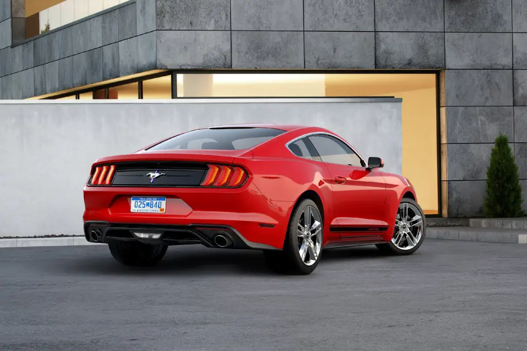 Ford Mustang Sales Fall To Dodge Challenger In Q4 2018