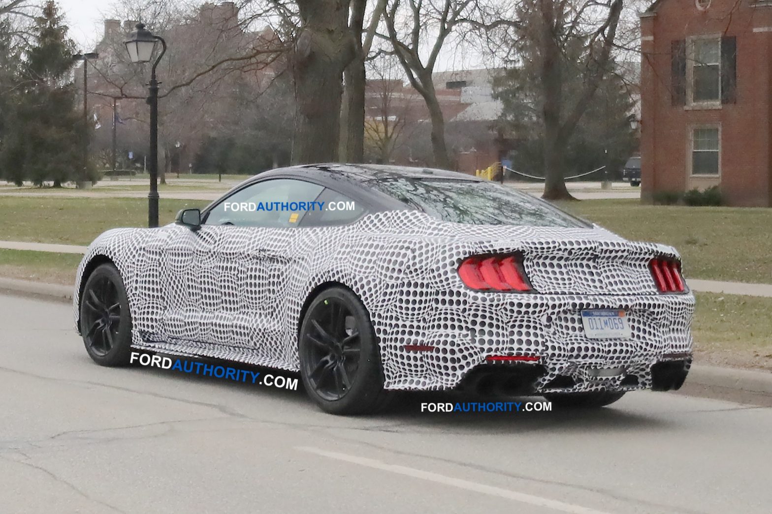 2020 Mustang Shelby GT500 Spied With Manual Transmission