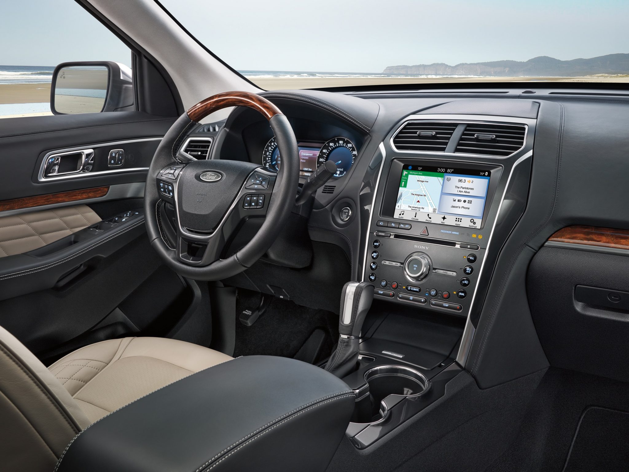    2018 Ford Explorer Interior 001 Cockpit 2048x1536 