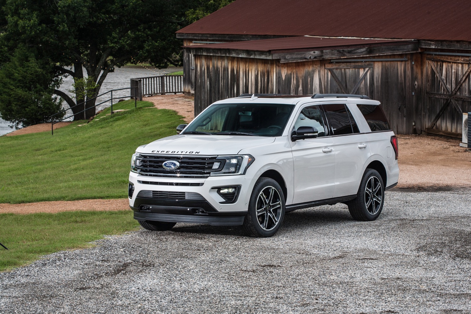 Ford Expedition Discount Takes $4,250 Off Full-Size SUV In May 2020