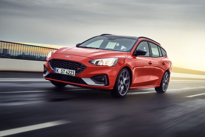 Ford Focus ST Wagon Debuts In Europe