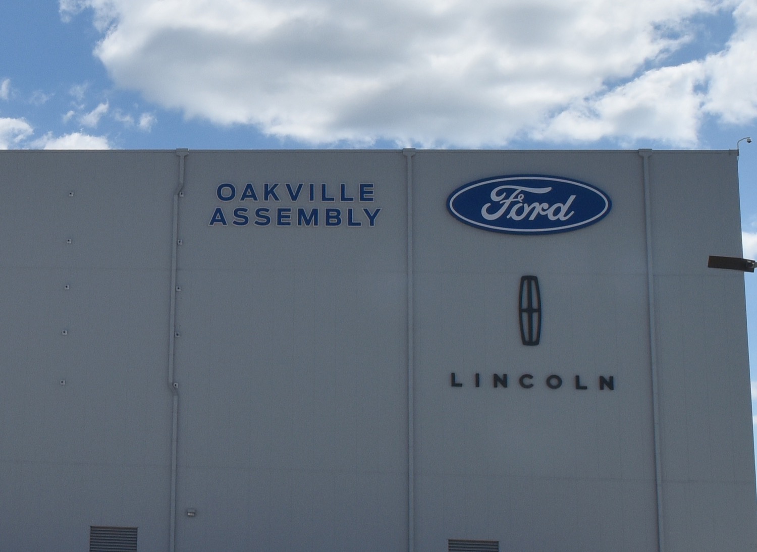 Unifor Negotiations Oakville Assembly Plant