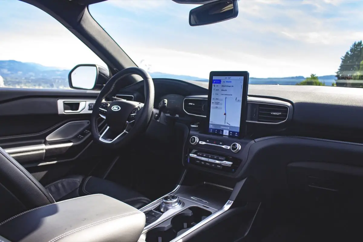 2020 Ford Explorer ST: Live Photo Gallery