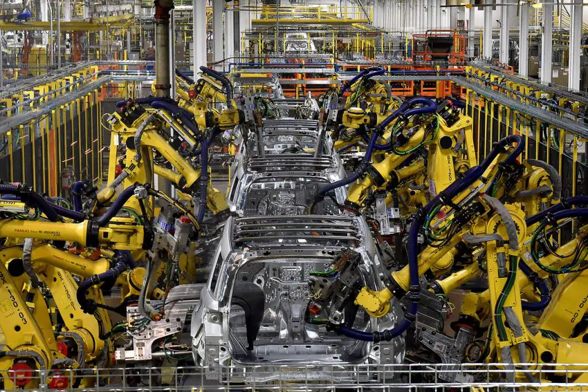 Revamped Ford Chicago Assembly Plant Has 600 Robots