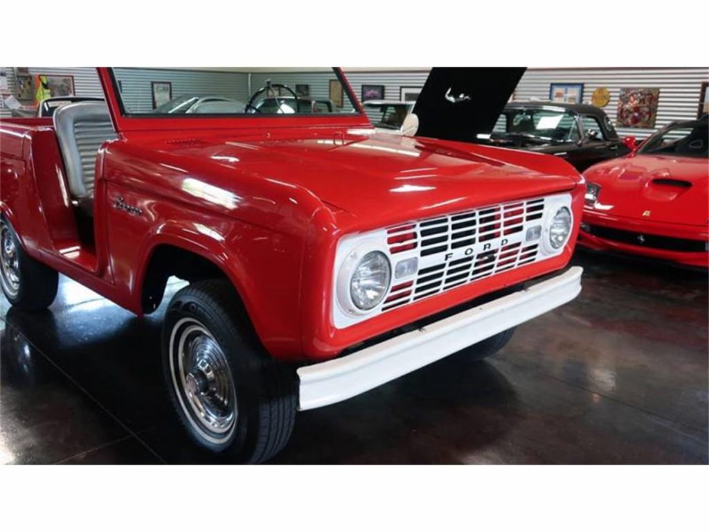 1966 Ford Bronco U13 Roadster Is Perfectly Restored