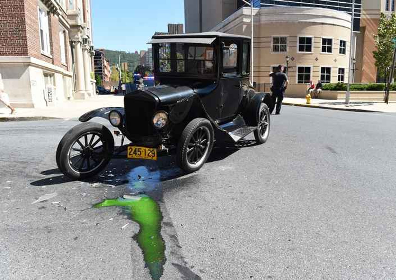 Download 1926 Ford Model T Gets Totaled Right After It S Sold