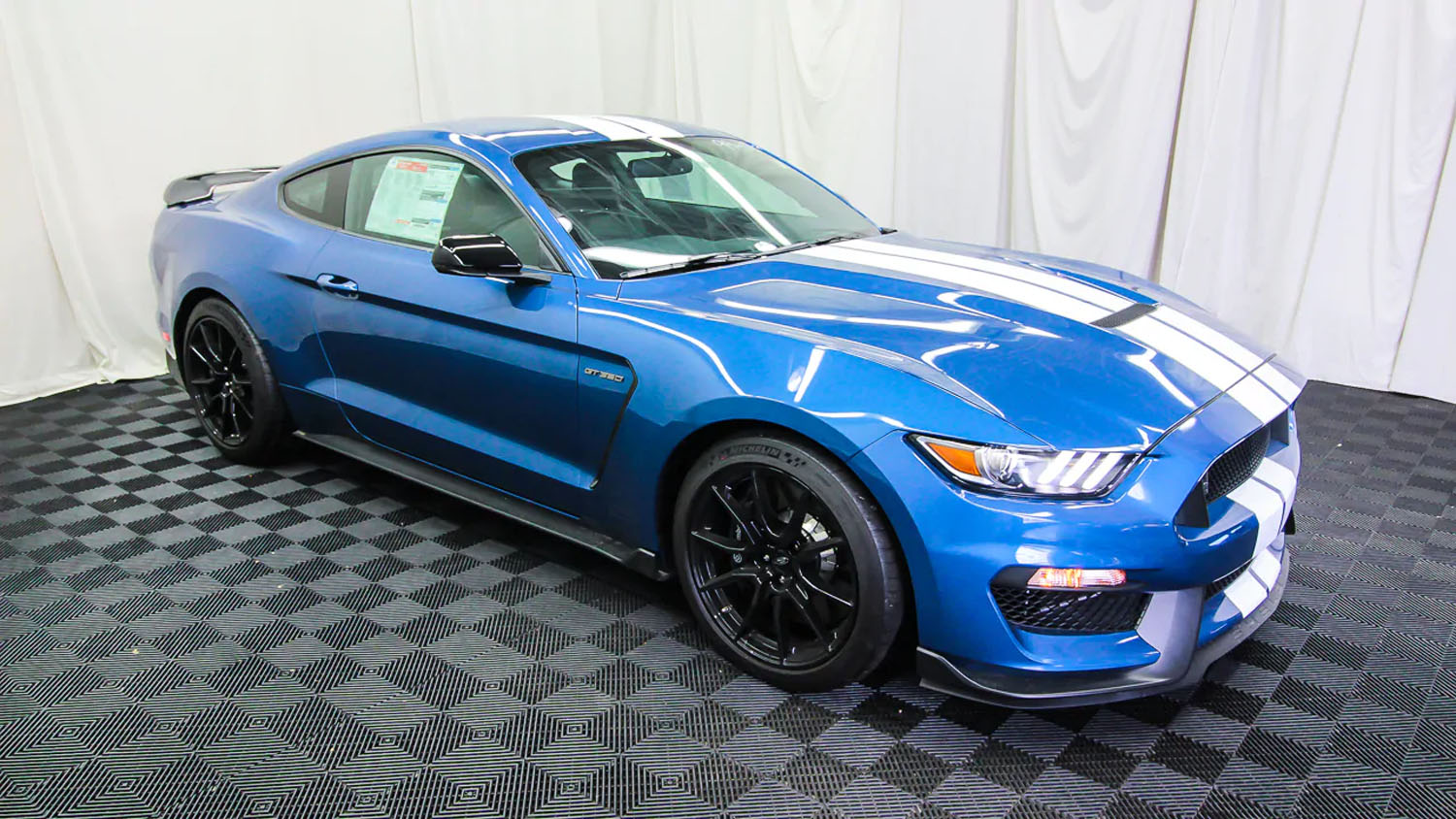 2019 Shelby GT350 Is Brand New And $5,400 Off MSRP