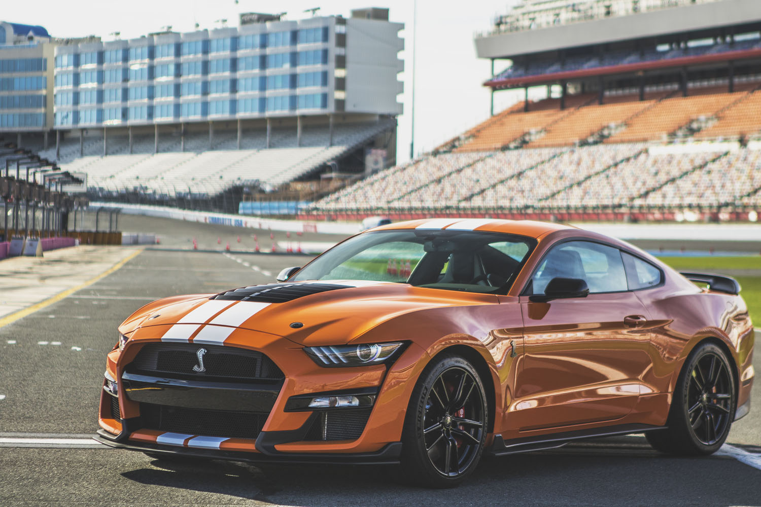 2020 Ford Mustang Shelby GT500 Compared To 2019 Chevrolet Camaro ZL1 1LE