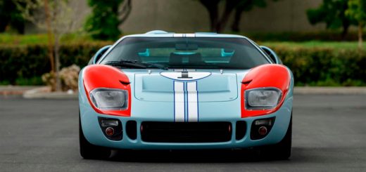 Superformance Rebuilds History With Original Specification 1969 GT40s –  GTPlanet