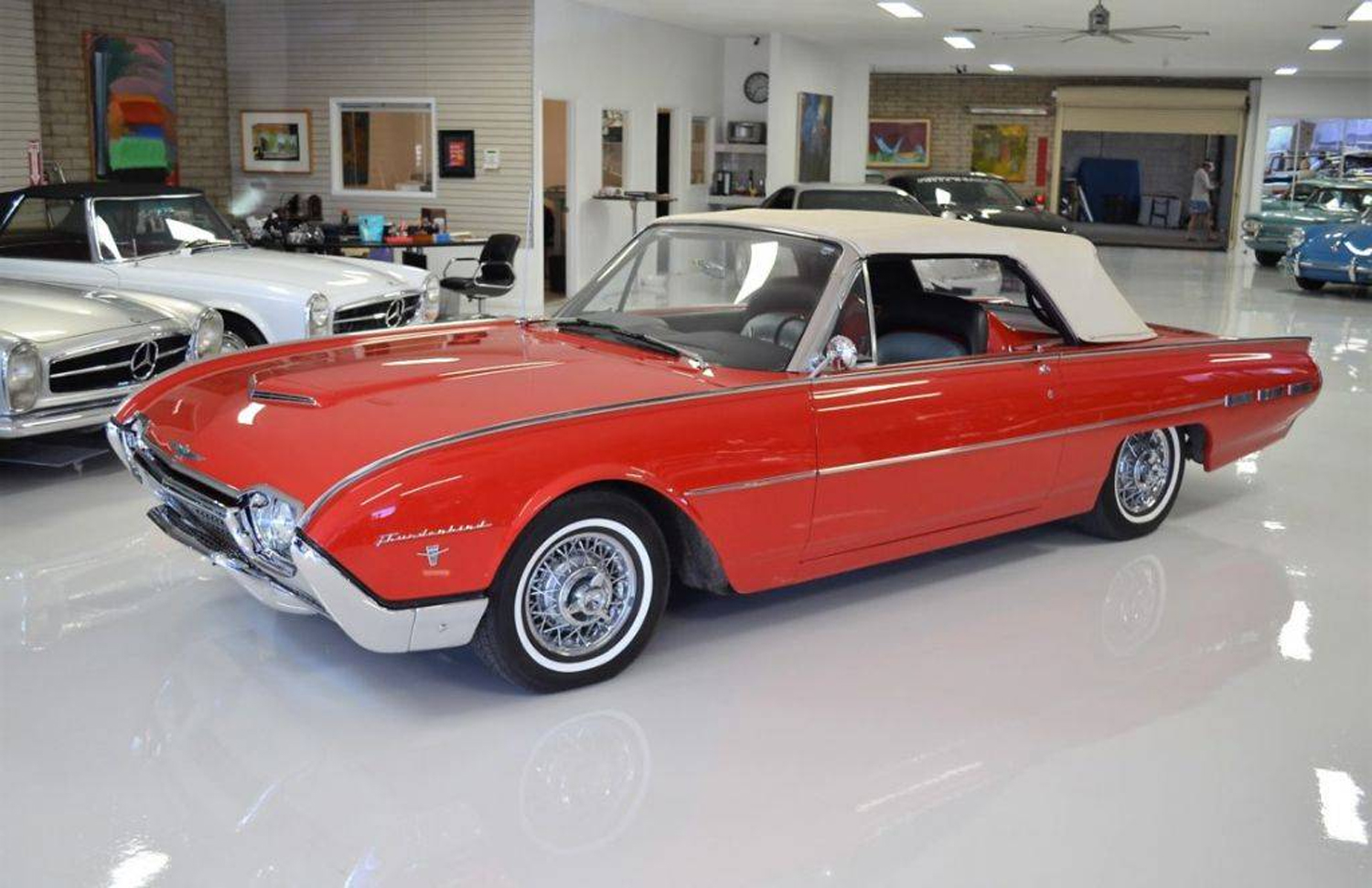 1962 Ford Thunderbird Roadster Is A Beauty