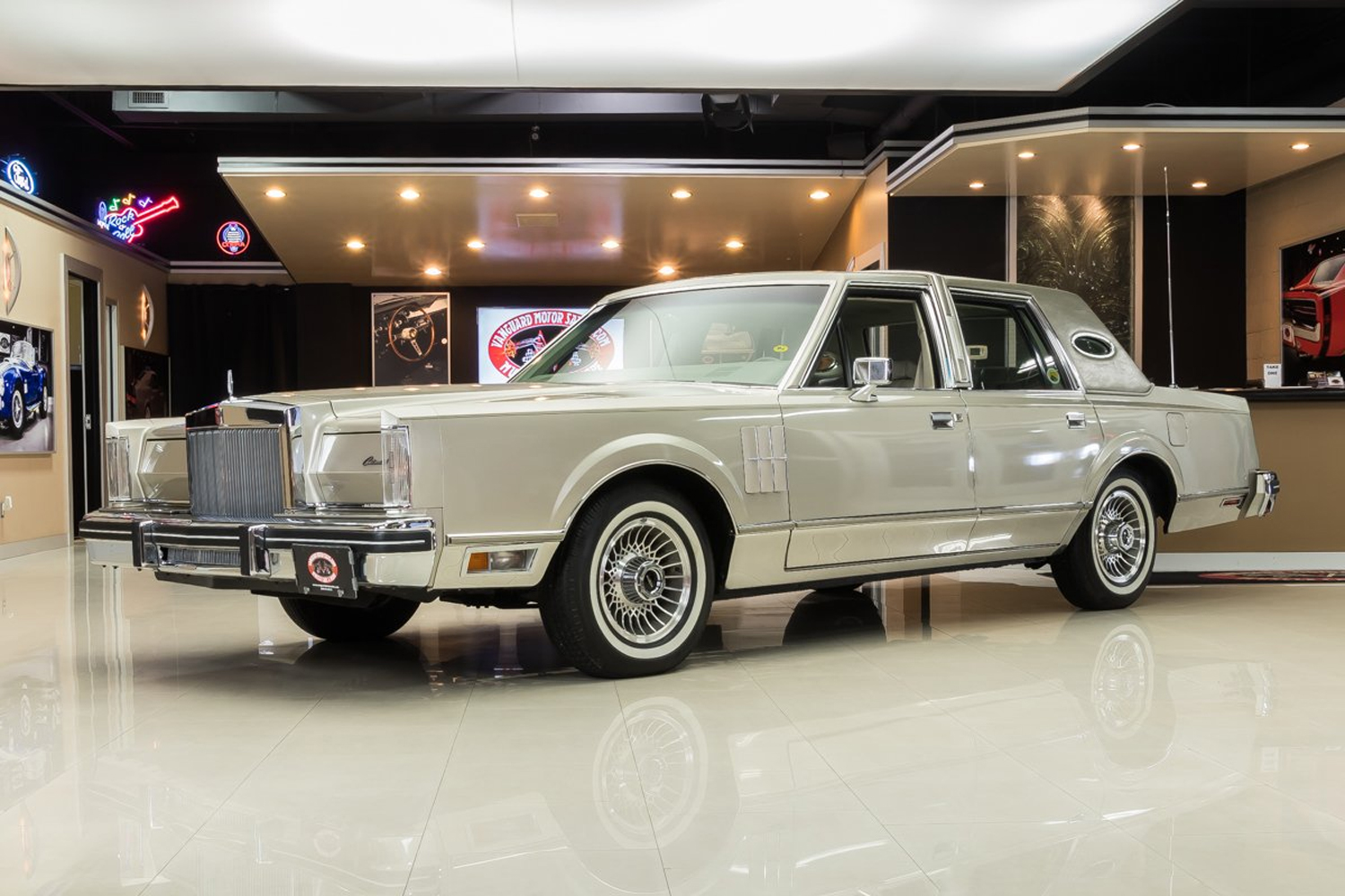 1980 Lincoln Continental Mark VI Has Only 1584 Original Miles: Video