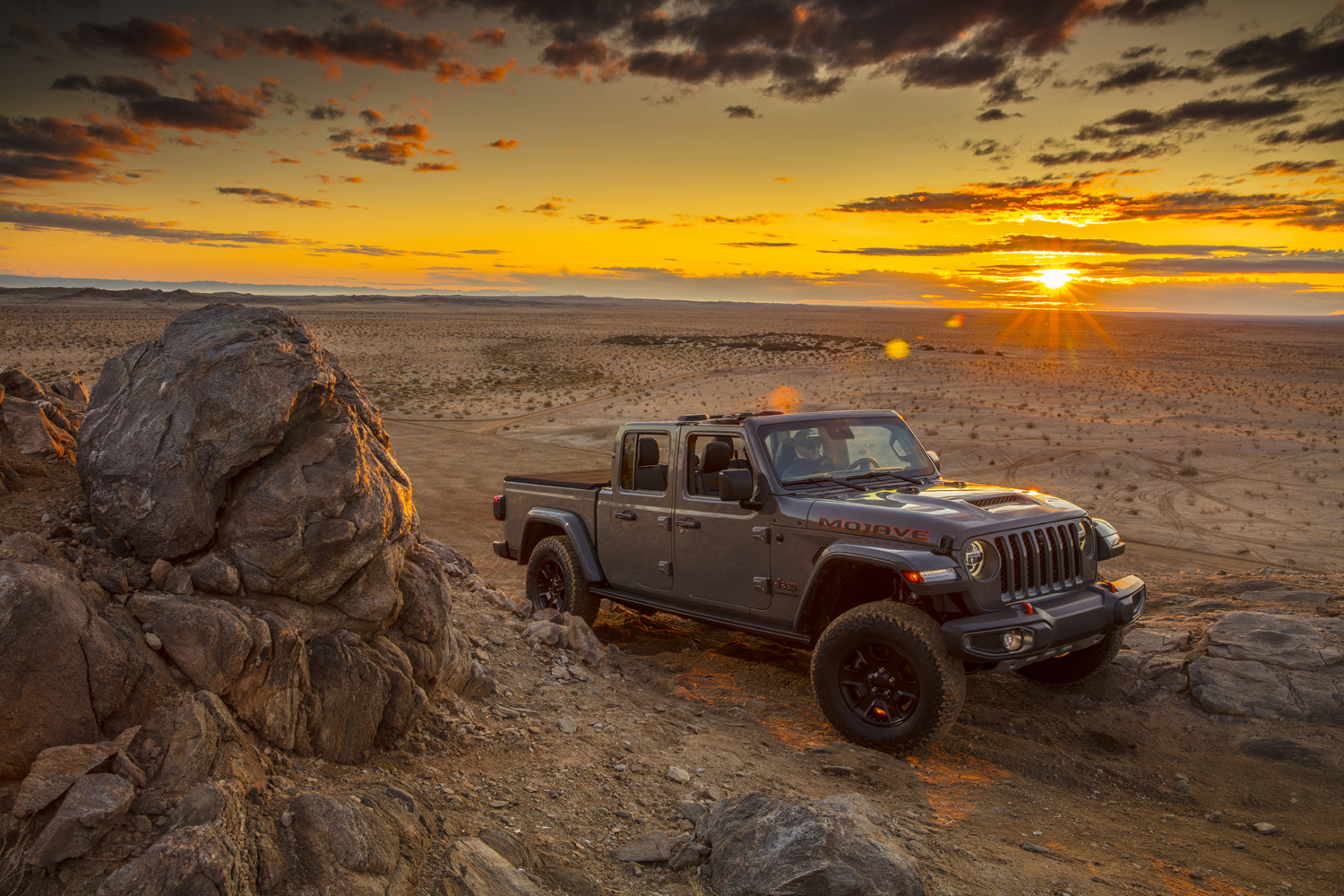 The Jeep Gladiator Mojave Could Push Ford To Bring The Ranger Raptor  Stateside