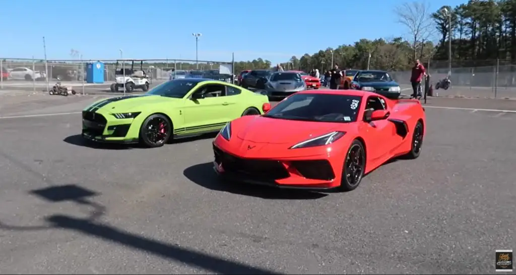 2020 GT500 vs C8 Corvette At The Drag Strip In The Real World: Video