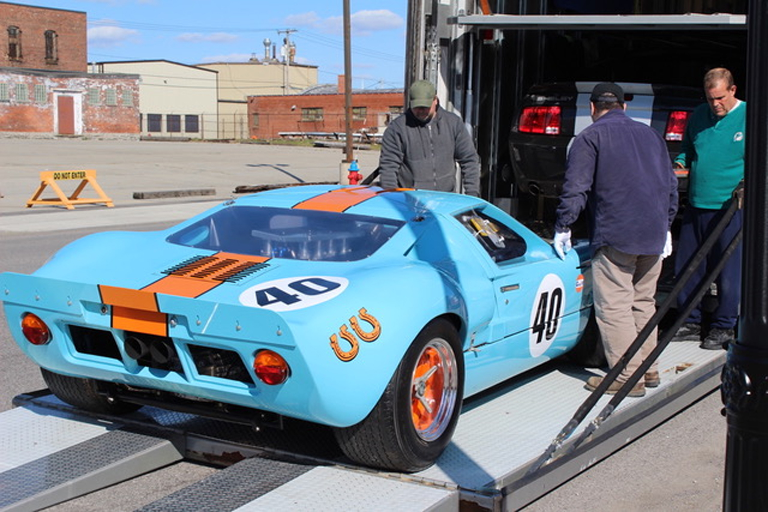 Ford GT40 Gulf Livery - Car Livery by a_keebord, Community