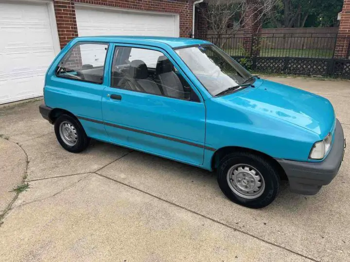 Pristine 1993 Ford Festiva L Has Only 19K Original Miles