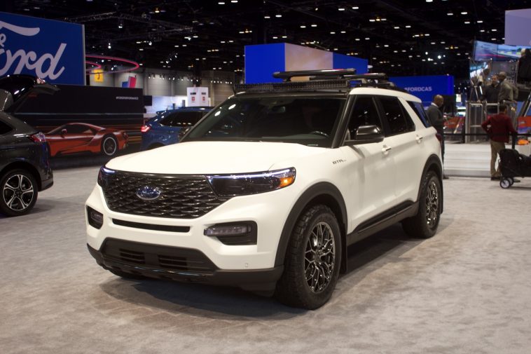 2016 ford explorer sport lift kit