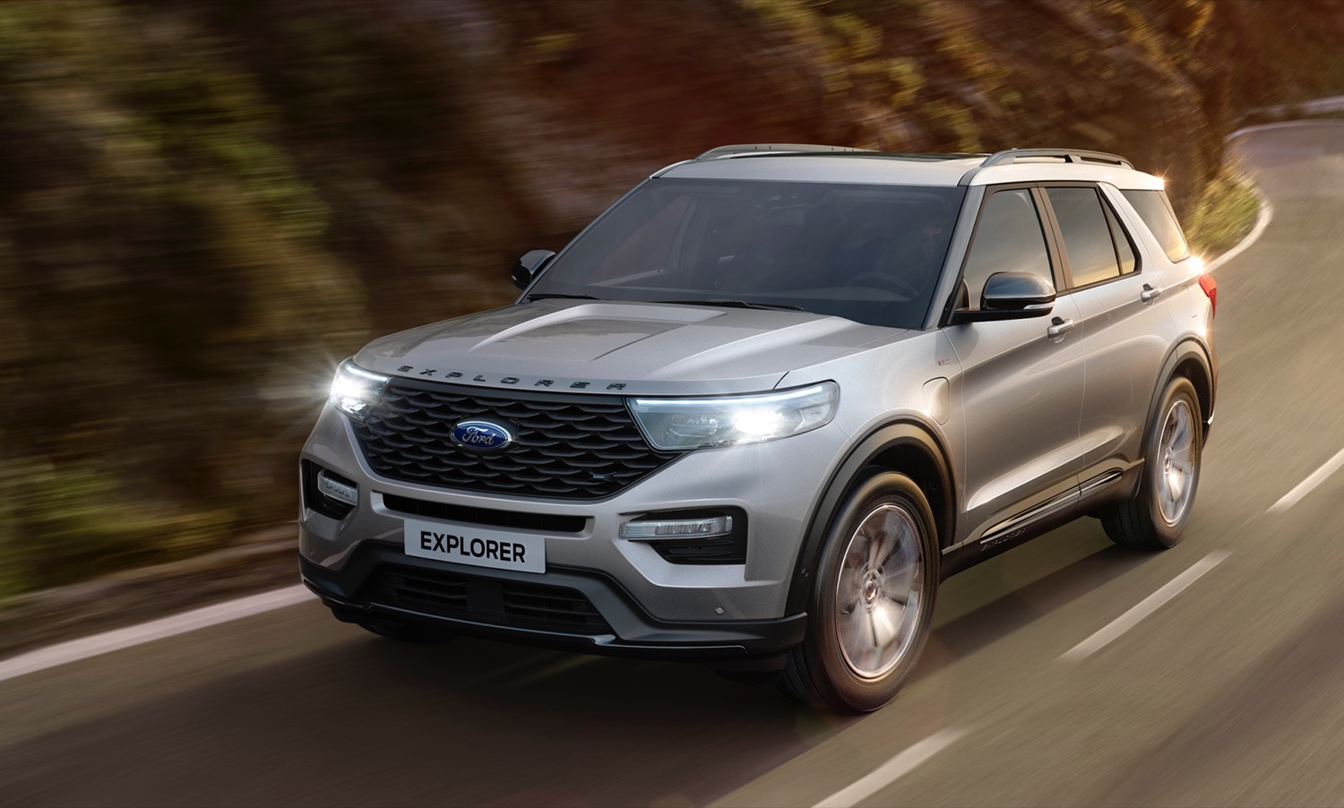 Ford explorer store phev 2020