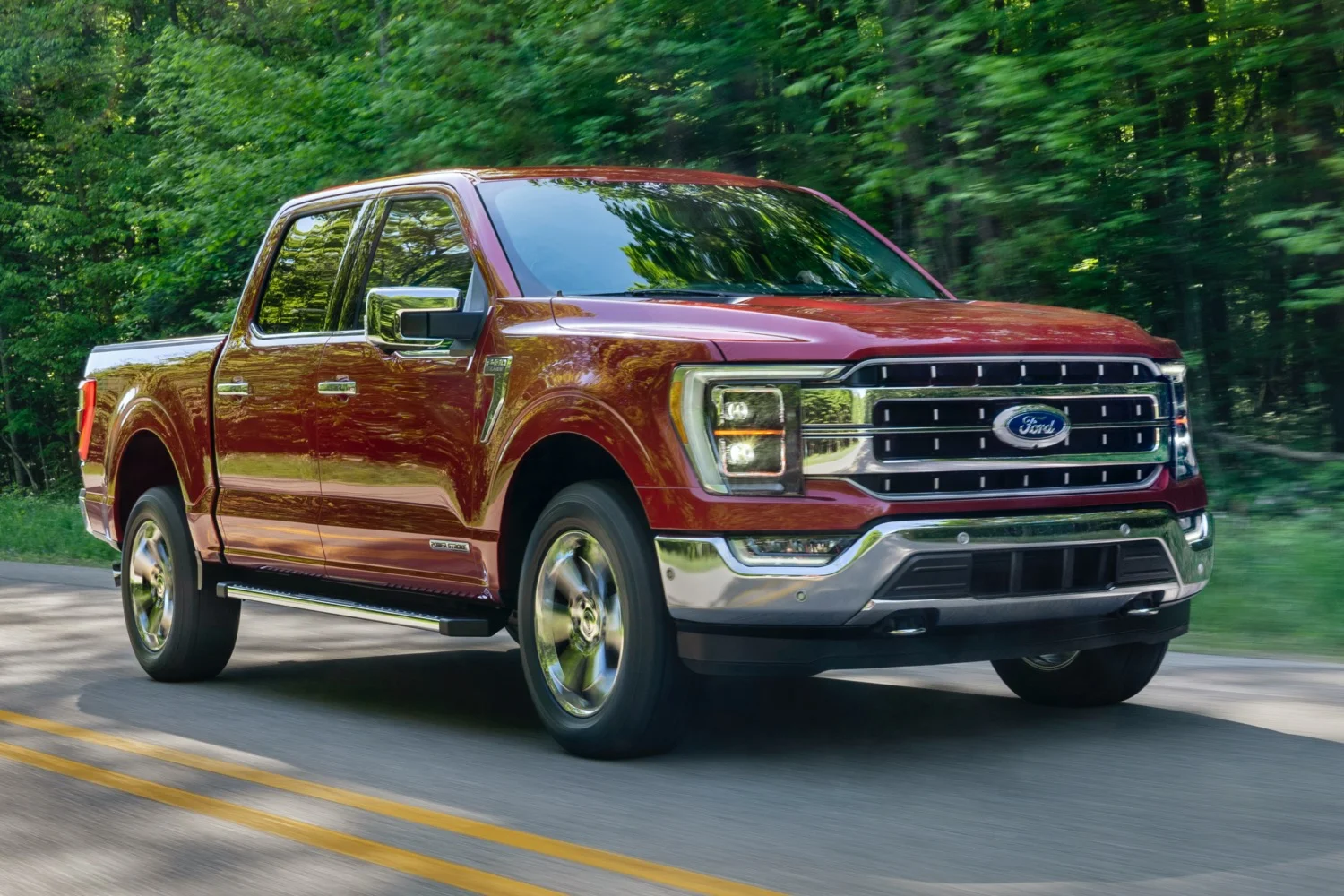 2021 ford f150  lariat  exterior  018  front three