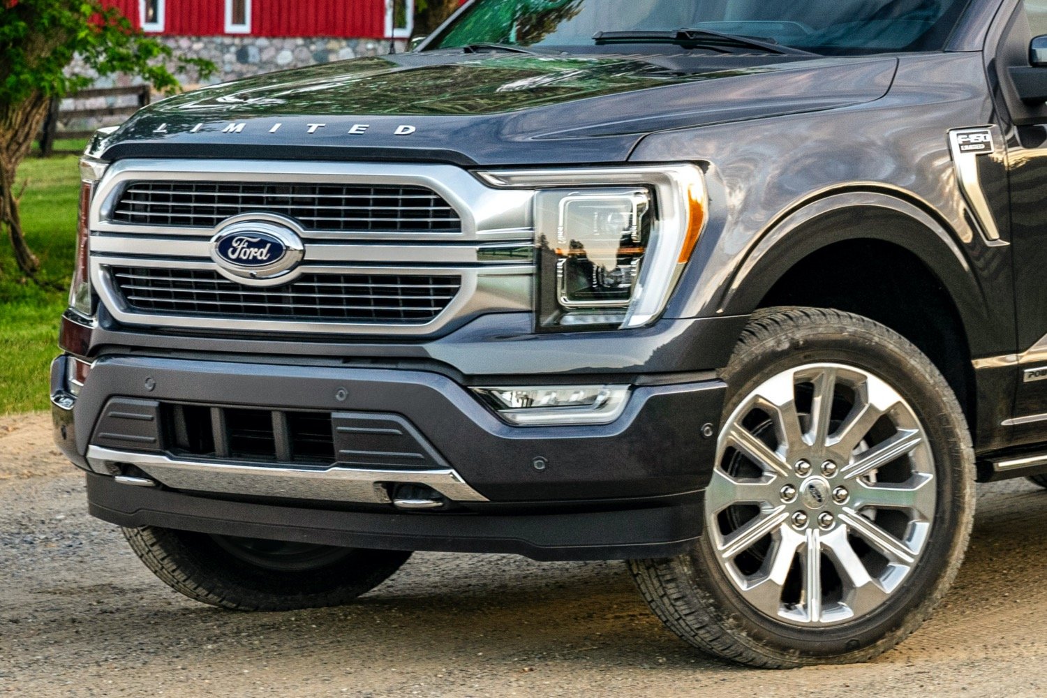 2021 ford f150  limited  exterior  003  front three