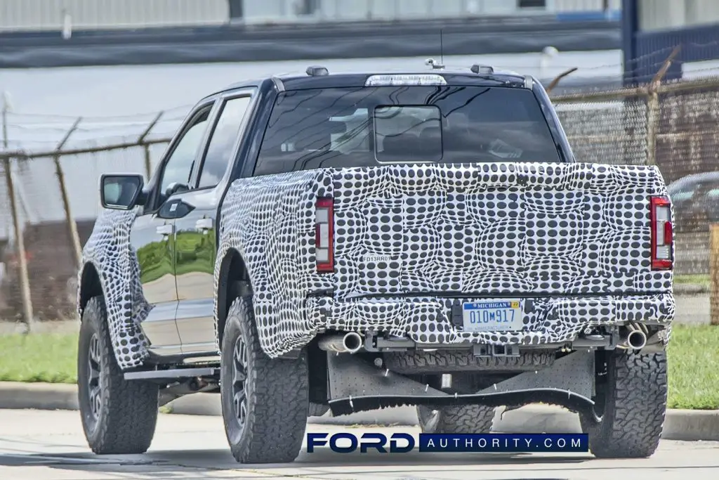 Next Gen Ford Raptor Will Get Supercharged 5 2l Predator V8