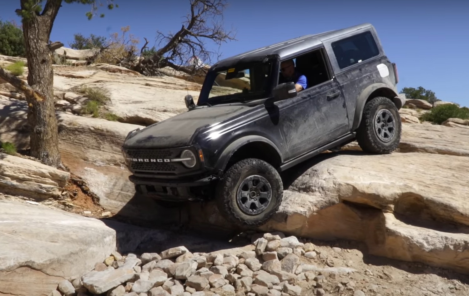 Ford Bronco Soft Top Will Remain Factory-Only Item For Now